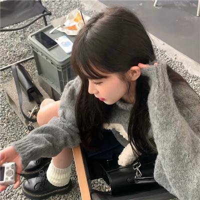 囚鸟与海
